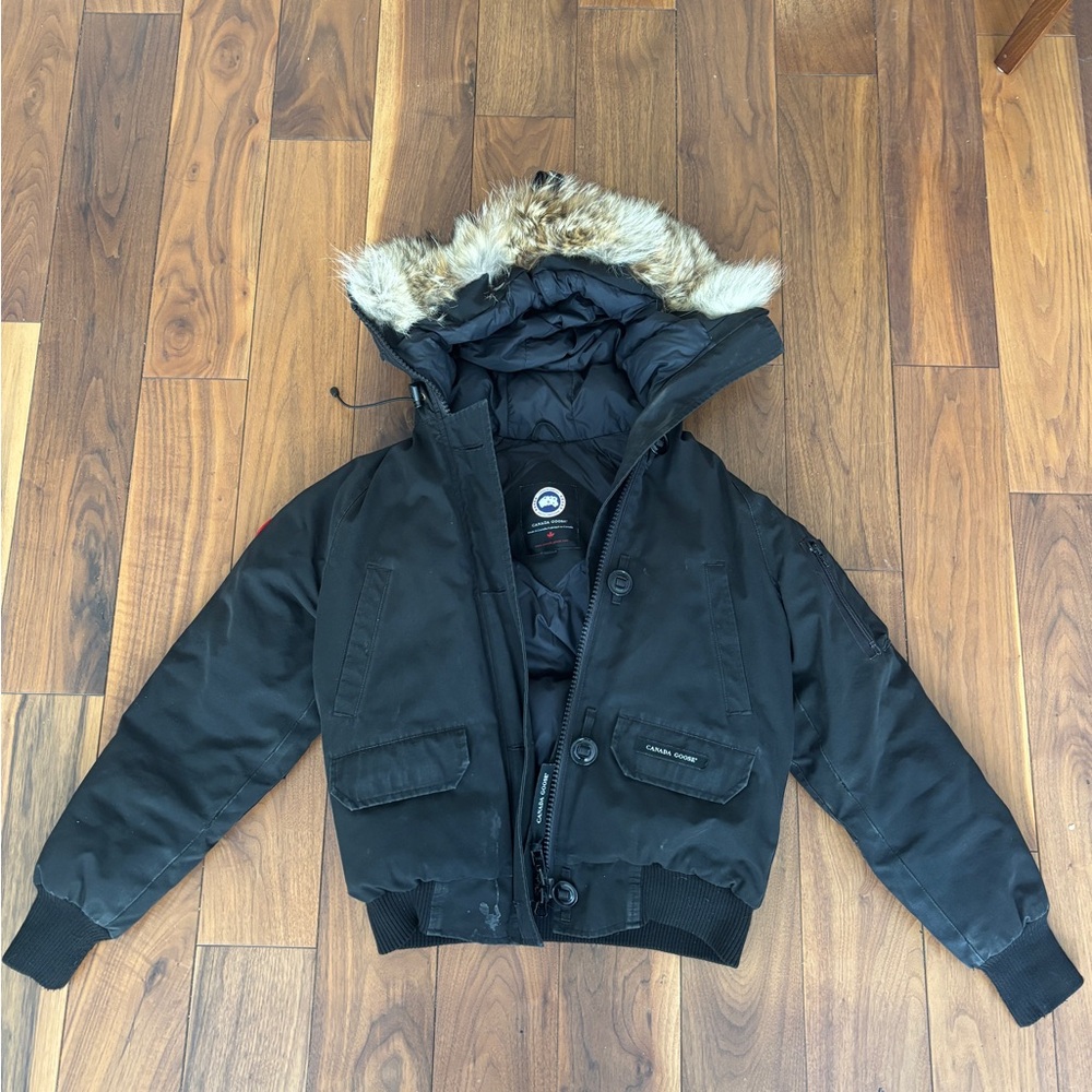 Women’s Size S Canada Goose Short Parka Bomber